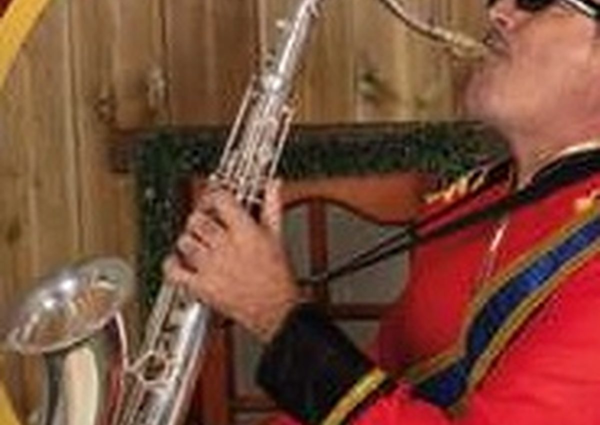 DJ Santa Claus & The Jingle Brass